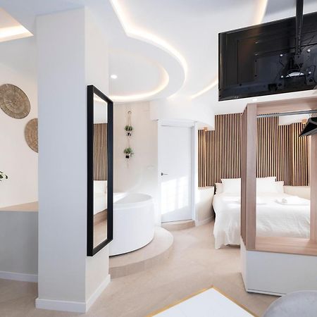Malaga Boutique V.V Luxury Jacuzzy Apartamento Exterior foto