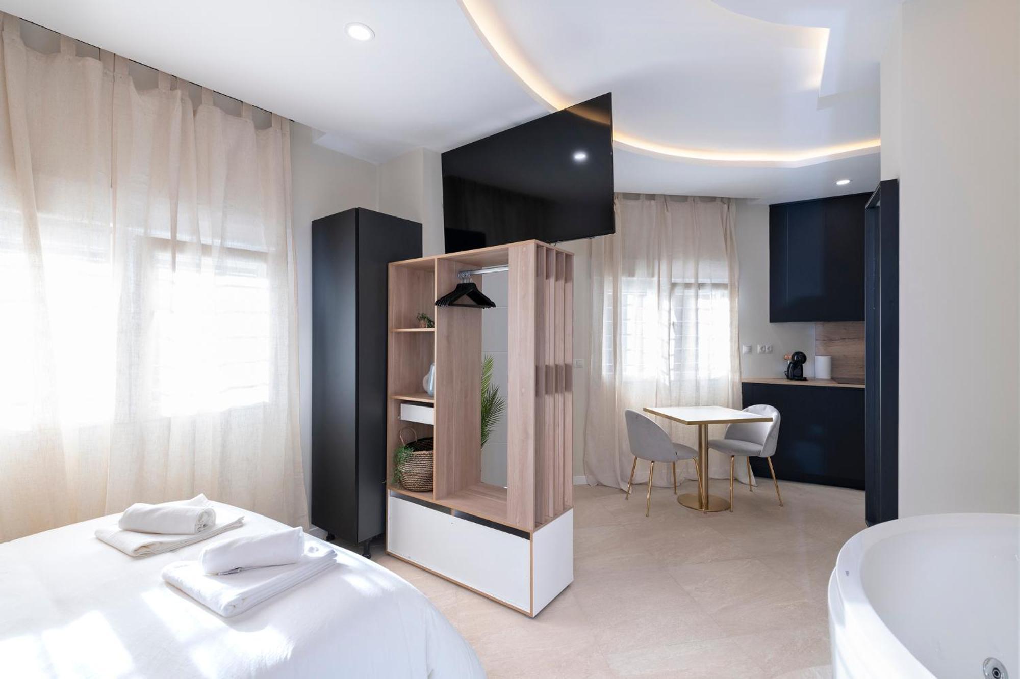Malaga Boutique V.V Luxury Jacuzzy Apartamento Exterior foto